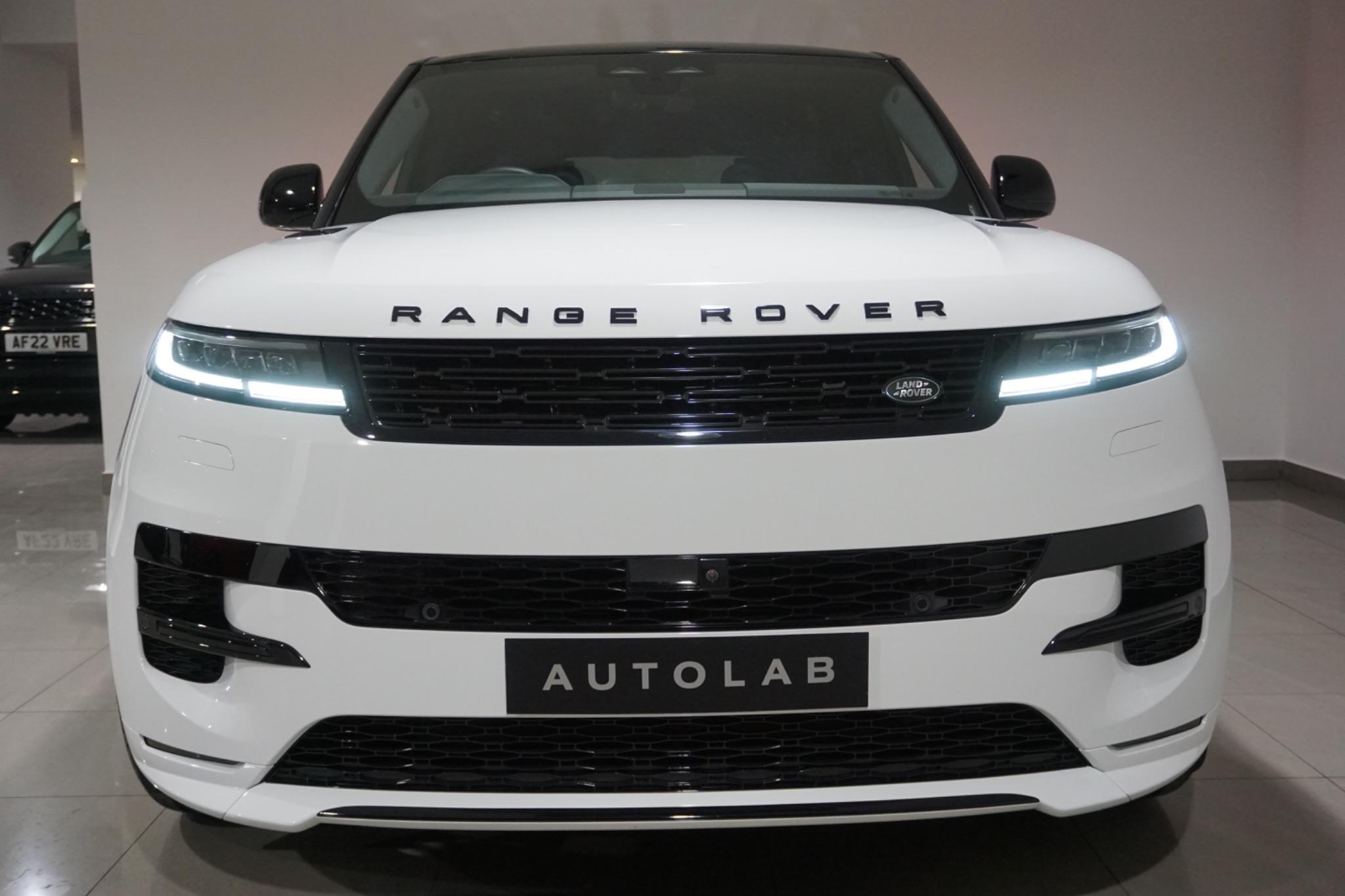 Land Rover Range Rover Sport 3.0 D300 MHEV Dynamic SE Auto 4WD Euro 6 (s/s) 5dr